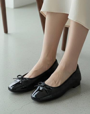 머랭고 소가죽 퀄팅 리본 플랫슈즈 1.5cm M24F02L