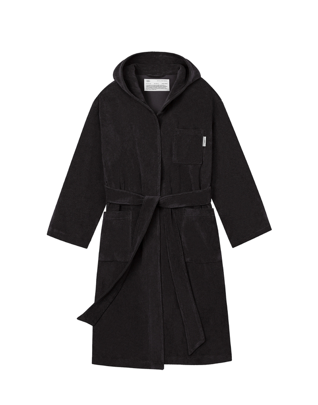 씨피티에스 HOODED COMFY TERRY ROBE SET_CHARCOAL 착용컷