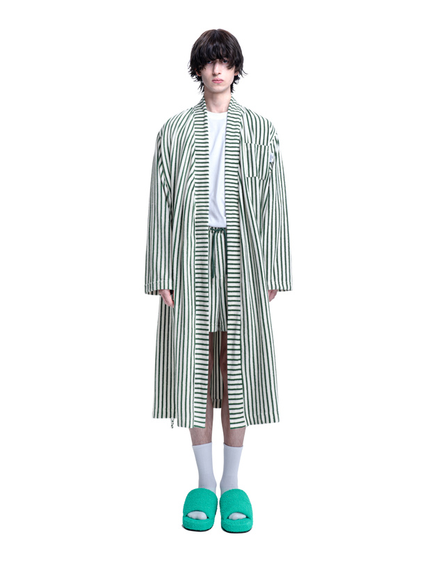 씨피티에스 LIGHT TOWELING STRIPE ROBE SETS_GREEN 착용컷