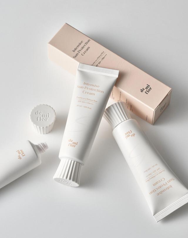 데미플로 인텐시브 선 프로텍션 크림 50ml 착용컷