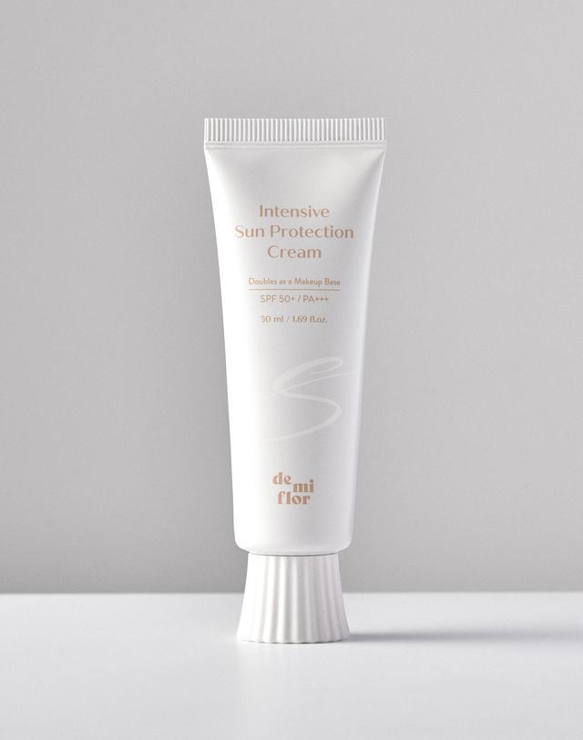 데미플로 인텐시브 선 프로텍션 크림 50ml 착용컷