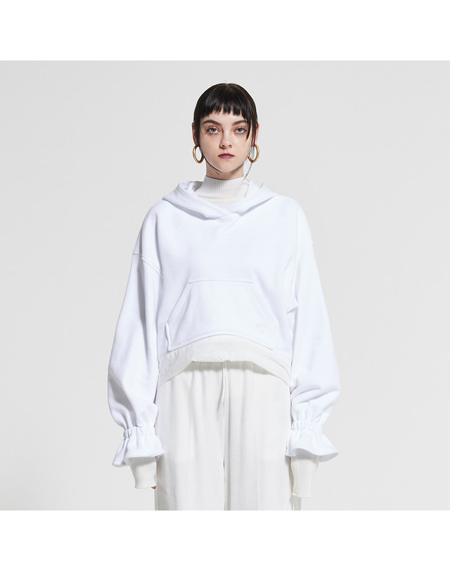워브먼트 Tow-Tie Bell Sleeves Hood Top WHITE 착용컷
