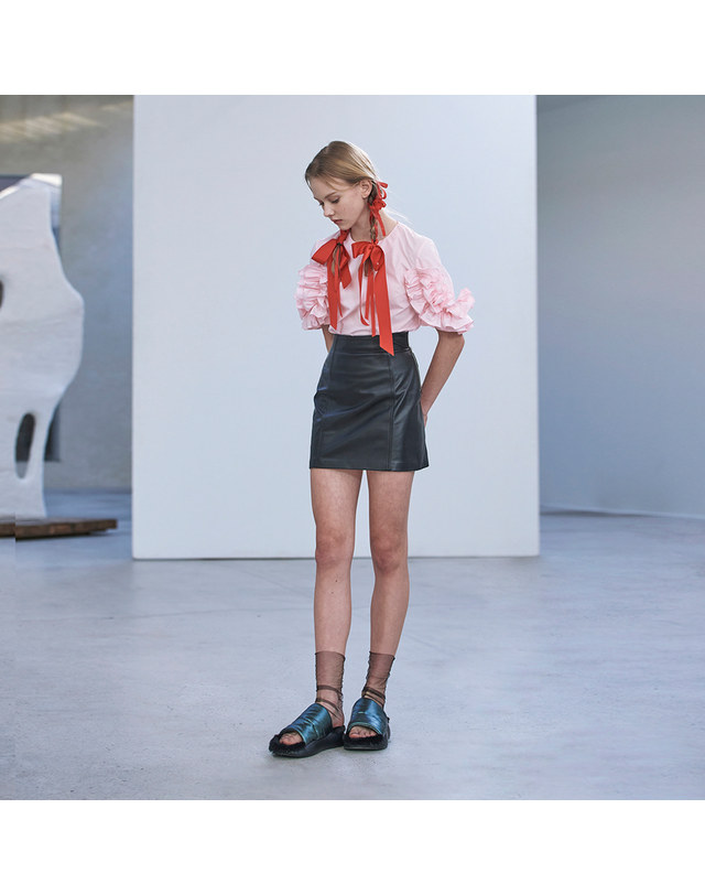 워브먼트 [22SS] Real Leather Mini Skirt - Black 착용컷