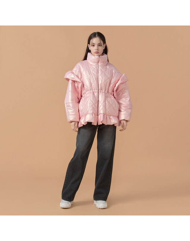 워브먼트 [22FW] Pillow Quilted Short Padding - Pink 착용컷