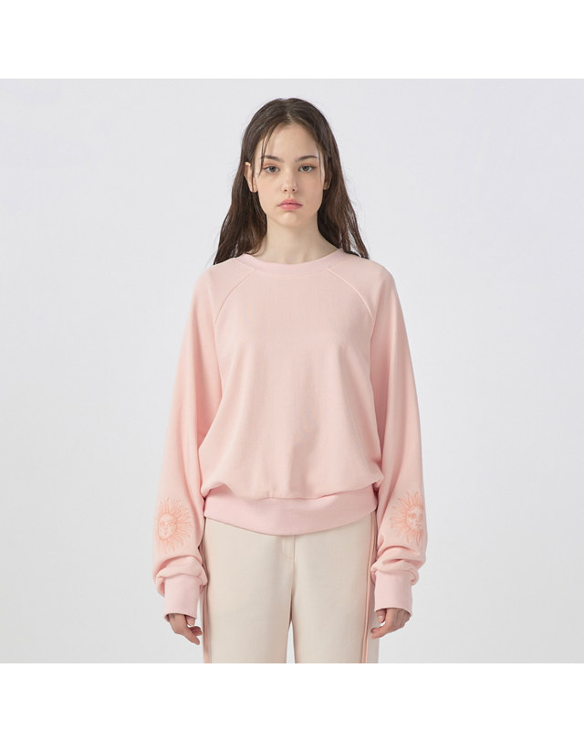 워브먼트 [22FW] Sun Needlework Point Sweatshirt -LightPink 착용컷