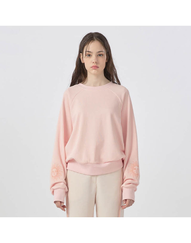 워브먼트 [22FW] Sun Needlework Point Sweatshirt -LightPink 착용컷