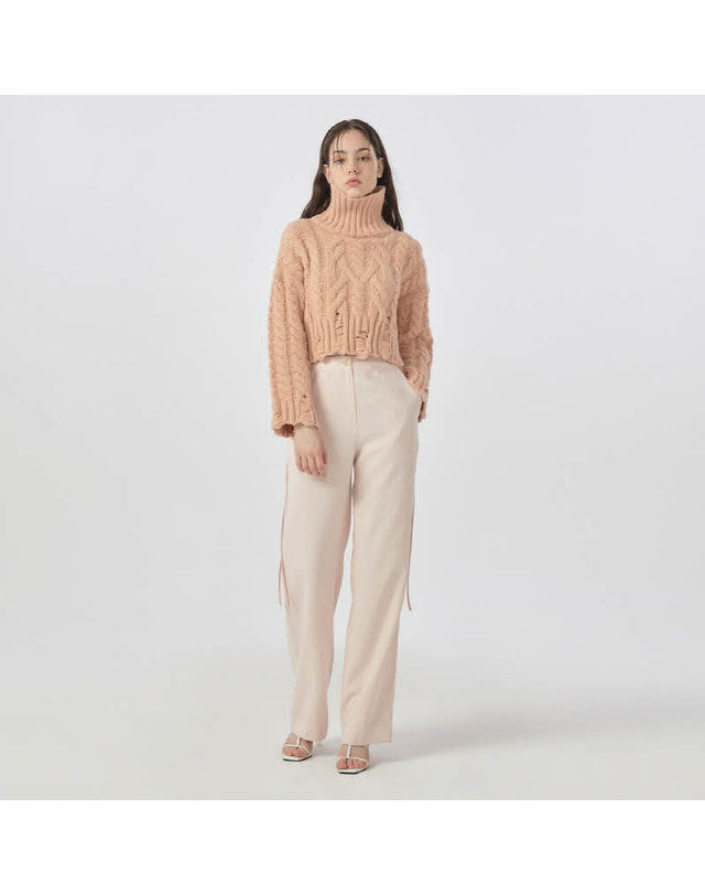 워브먼트 [22FW] High Neck Cable Crop Pullover - peach 착용컷