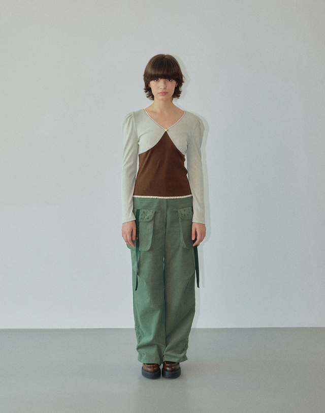 워브먼트 Sophie Puff-sleeve Top Brown WBDFTP006BR 착용컷