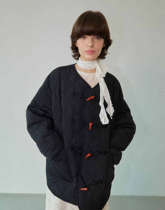 워브먼트 Ribbon Quilting Jumper Black WBDFJP001BK 착용컷