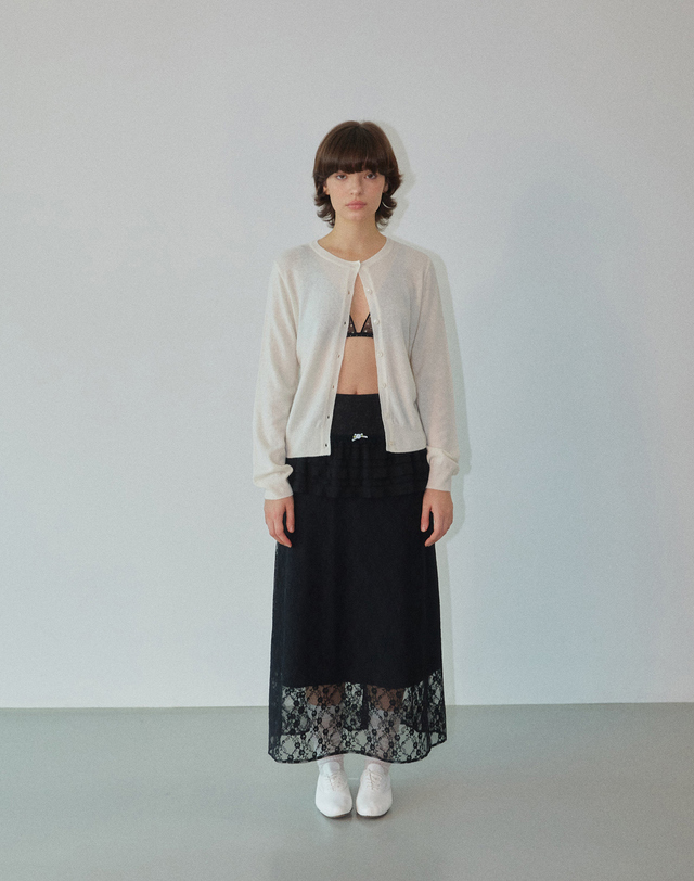 워브먼트 Daisy Layered Maxi Skirt Black WBDFSK002BK 착용컷