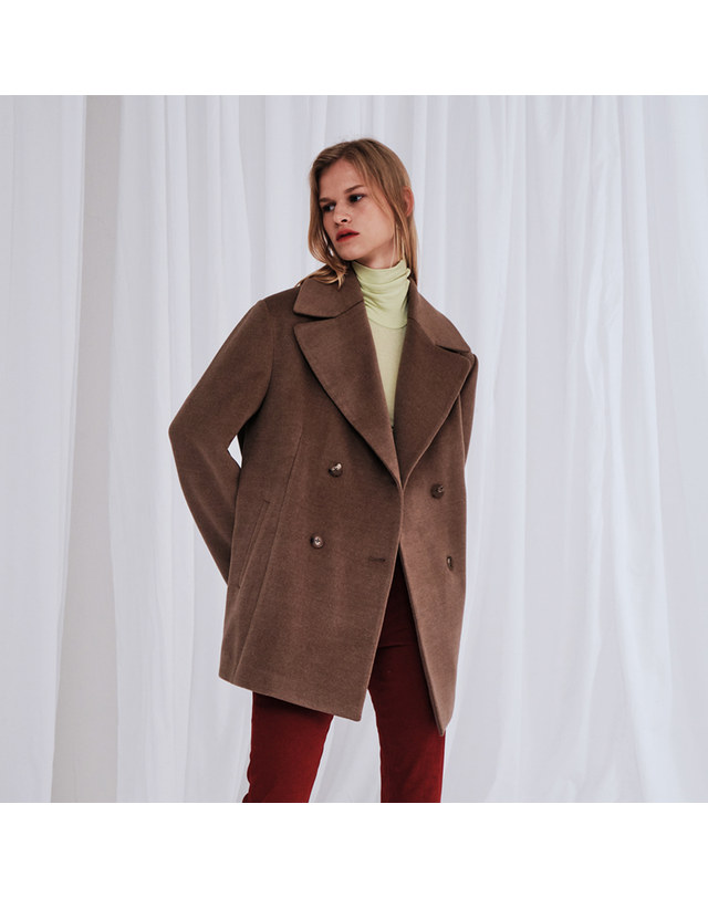메이크어토스트 BIG COLLAR HALF COAT BEIGE 착용컷