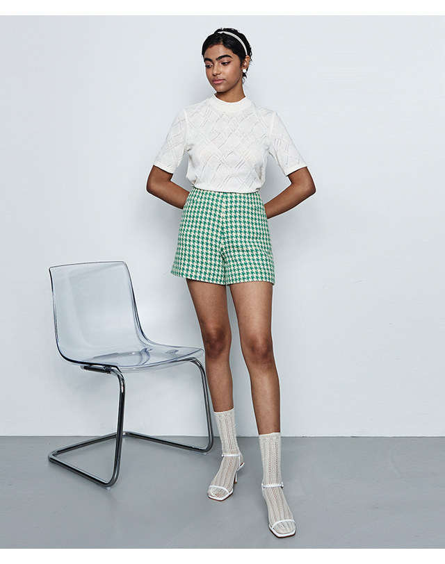 메이크어토스트 AVOCADO TWEED HALF PANTS - Green 착용컷