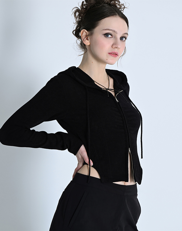 메이크어토스트 HOODED TWO-WAY ZIP-UP SWEATSHIRT BLACK MBDSTO006BK 착용컷