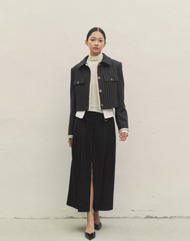 메이크어토스트 WOOL TRIMMING TWIST SHORT JACKET DARK GRAY MBDFJK001DG 착용컷