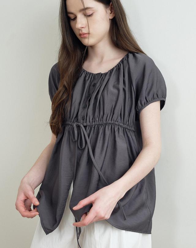 메이크어토스트 STRIPE COZY BLOUSE (DARK GRAY) MBFSTO021DG 착용컷
