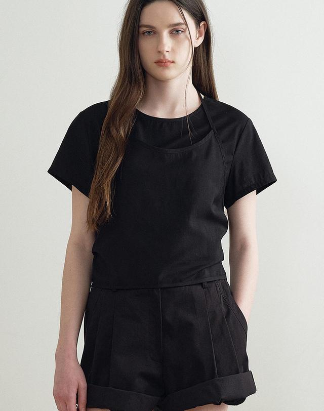 메이크어토스트 SILKY ROUND BUSTIER BLOUSE (BLACK) MBFSTO006BK 착용컷