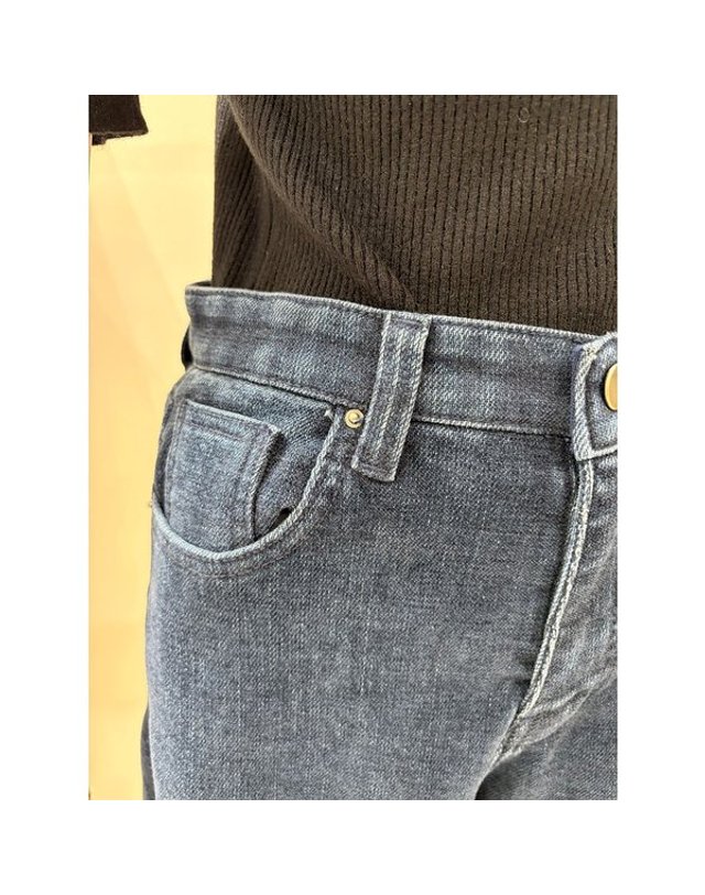 케네스레이디 [갤러리아] [케네스레이디](E509) 밴딩 스트레이트 데님팬츠 (EWDPPK0600) 착용컷