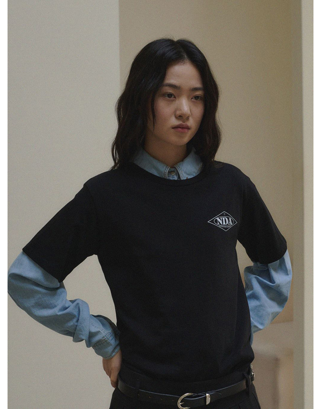 엔디에이 Girl 1/2 T-shirts_2color 착용컷