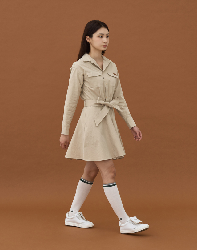 에이틴에이치 라인 셔츠 원피스 착용컷