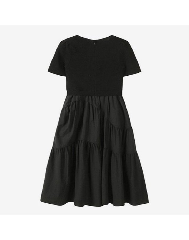 DEWL [갤러리아] [26S/S] 듀엘 니트 블록 셔링 원피스(D262MSE231) 착용컷