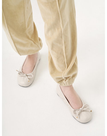 Bonnet Ribbon Fur Flat Shoes 보네뜨 리본플랫 - Ivory