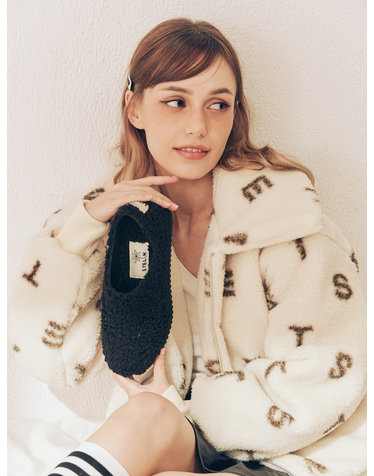 Holiday Fur Patform Loafers 홀리데이 퍼 플랫폼 슬립온 스니커즈 - Midi Black