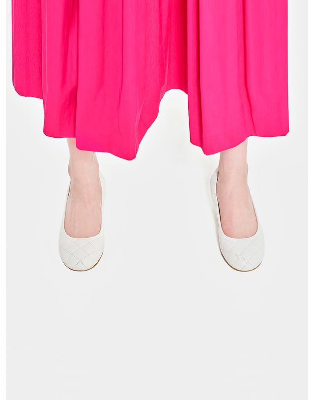 에뗄린 Taj Quilted Pumps 타즈 퀼팅 펌프스 - Creme White 착용컷
