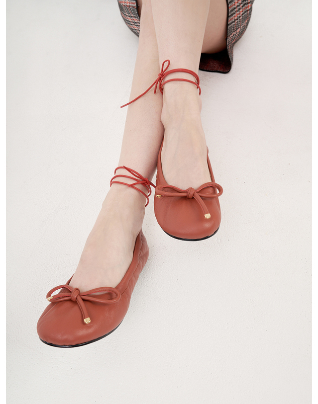 에뗄린 Bonnet Ribbon Fur Flat Shoes 보네뜨 리본플랫 - Orange 착용컷