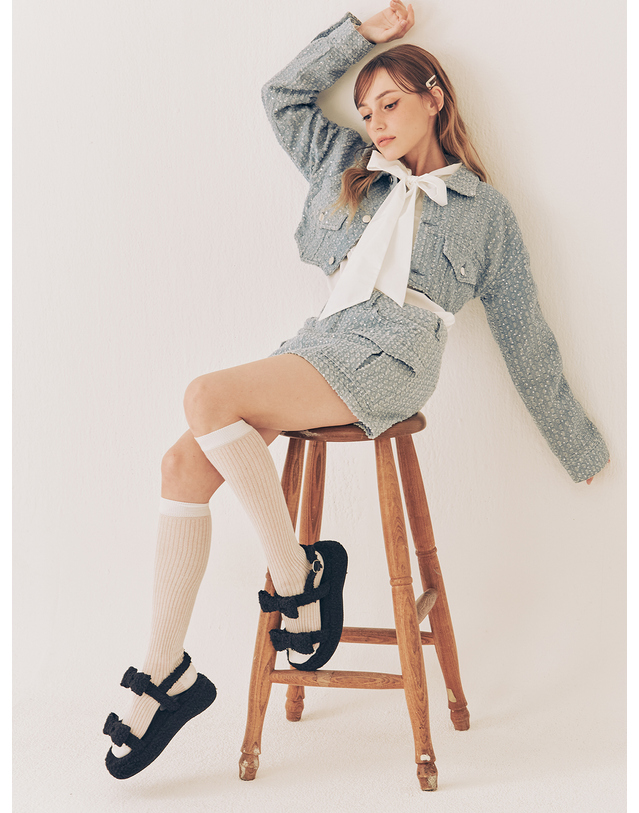 에뗄린 Piona Fur Platform Sandals 피오나 퍼 플랫폼 샌들 - Puddle Black 착용컷