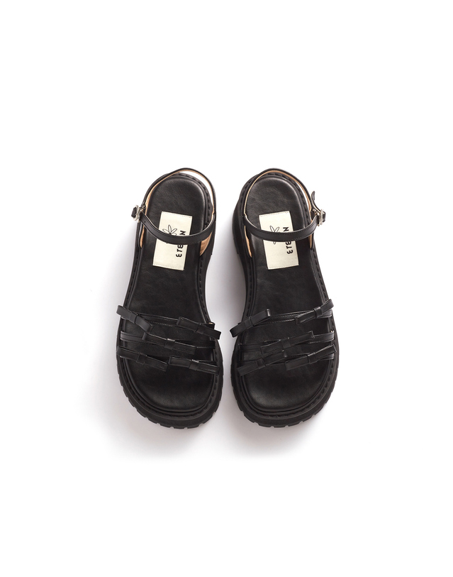 에뗄린 Ribbi Petite Ribbon Platform Sandals 리비 쁘띠뜨 리본 플랫폼 샌들 - Noir Black 착용컷