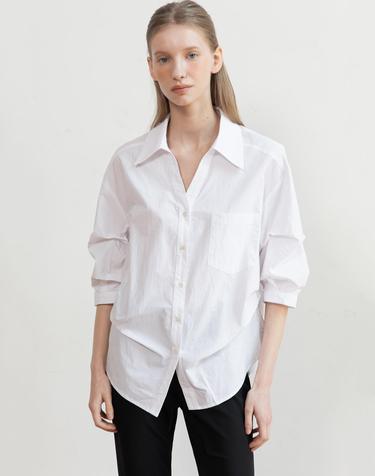 V-neck shirring shirt