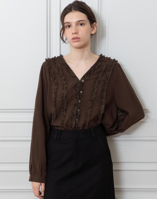 제이마크뉴욕 Romantic lace blouse_2color 착용컷