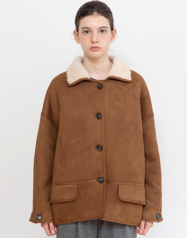 제이마크뉴욕 [11/6 예약배송] Reversible oversized mustang jacket_CAMEL 착용컷