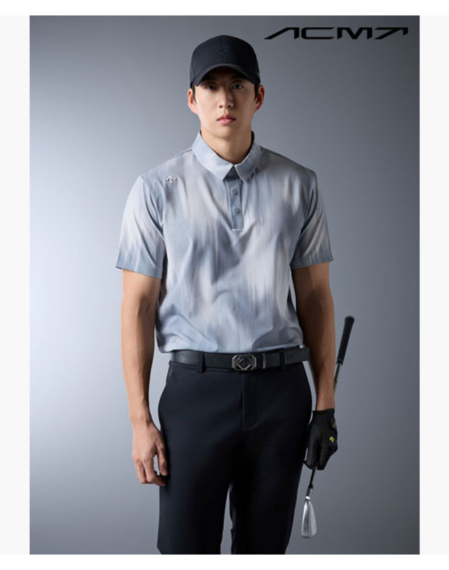 데상트 골프 아크먼트(ACMT) 남성 아크모션 패턴 반팔 티셔츠 DR12MFTS27 착용컷