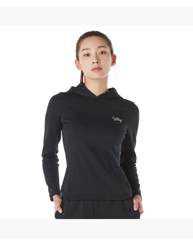 르꼬끄 스포르티브 르꼬끄 골프 여성 솔리드 후드 이너 티셔츠 (GP422LTLO3) 착용컷
