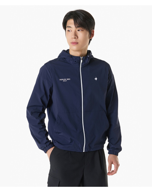 르꼬끄 스포르티브 르꼬끄 골프 남성 퍼포먼스 후디 윈드브레이커 (GQ121MBL22) 착용컷