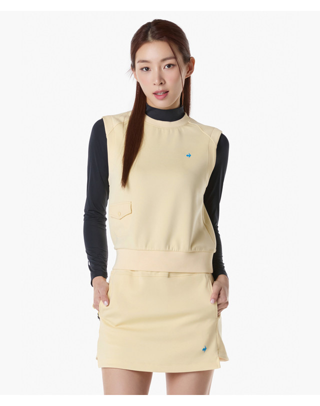 르꼬끄 스포르티브 르꼬끄 골프 [온라인전용] 여성 져지 풀오버 베스트 (GQ122LWV21) 착용컷