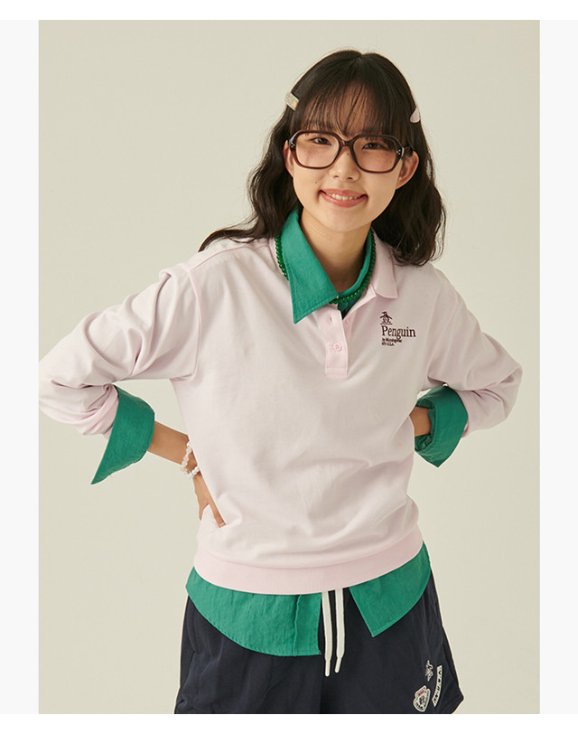 먼싱웨어 여성 에센셜 카라 긴팔티셔츠(MQ322PTL81) 착용컷