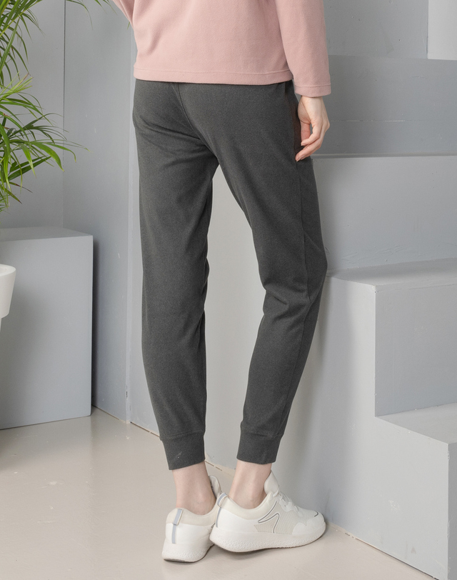 뒤란 뒤란 소프트 후리스 포켓 포인트 조거 팬츠 DBF4W-9188 3colors 착용컷