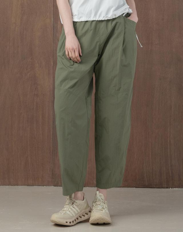 뒤란 뒤란 리츠 커브드 배럴 팬츠 DBF6S-9232 4colors 착용컷