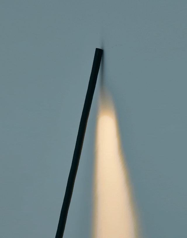 에프이26 Oblique Floor Stand Lighting / 001-02-01 착용컷