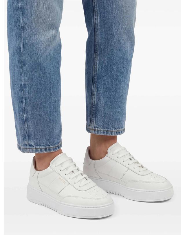 악셀아리가토 [해외직구] 악셀아리가토 Orbit Vintage Runner leather sneakers 12219424932104 TP725551482 착용컷