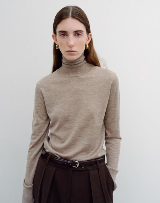 르희 캐시미어 Silk Cash pullover - italy silk 30% cash 10% wool 60% (BROWN) 브라운 착용컷