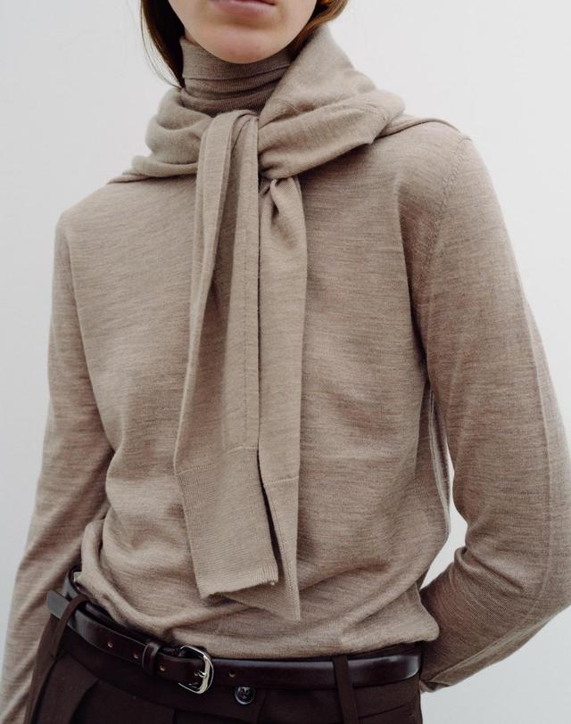 르희 캐시미어 Silk Cash pullover - italy silk 30% cash 10% wool 60% (BROWN) 브라운 착용컷