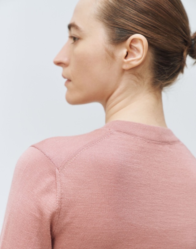 르희 캐시미어 Italy cashmere70% + silk30% pullover(pink) 핑크 착용컷