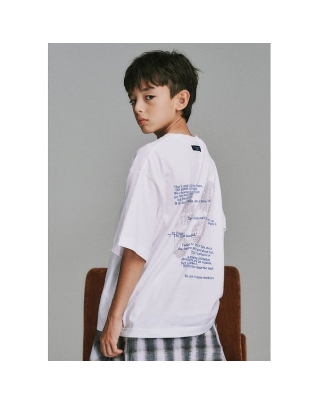 블루테일 [갤러리아] AZG1TS03WT 화이트 반팔 티셔츠 착용컷