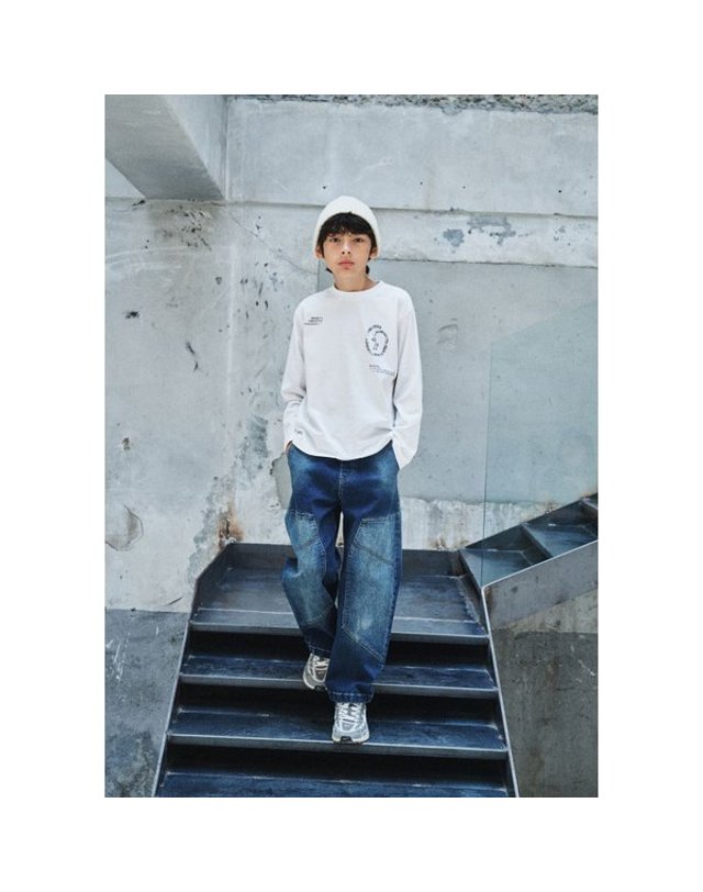 블루테일 [갤러리아] [블루테일] AYG3PT02NV 데님 더티워싱팬츠 착용컷
