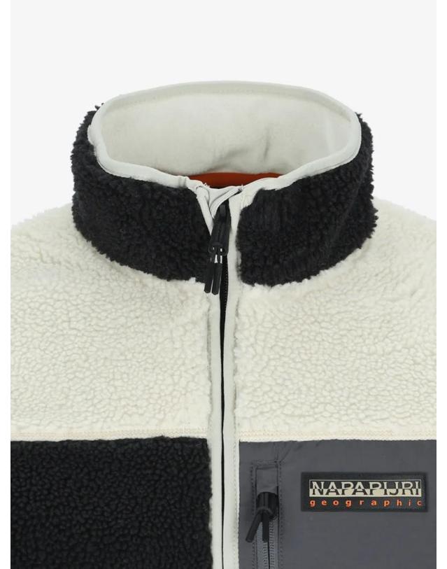 나파피리 [해외직구] 26 FW 나파피리 유픽 플리스 텍스처 재킷 NP0A8AZUMCB1 TP460039497 착용컷