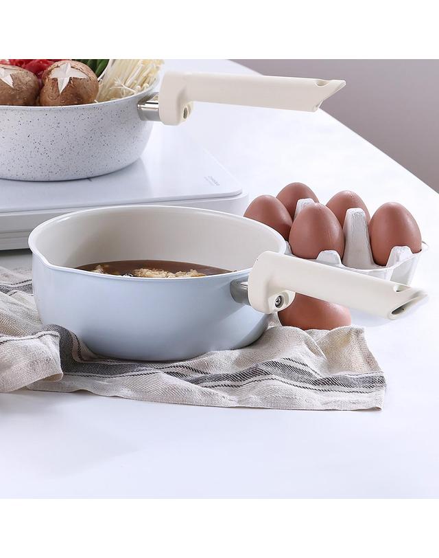 밀양본차이나 [쿠안] 인덕션 IH코디멀티팬20cm (크림블루) 착용컷