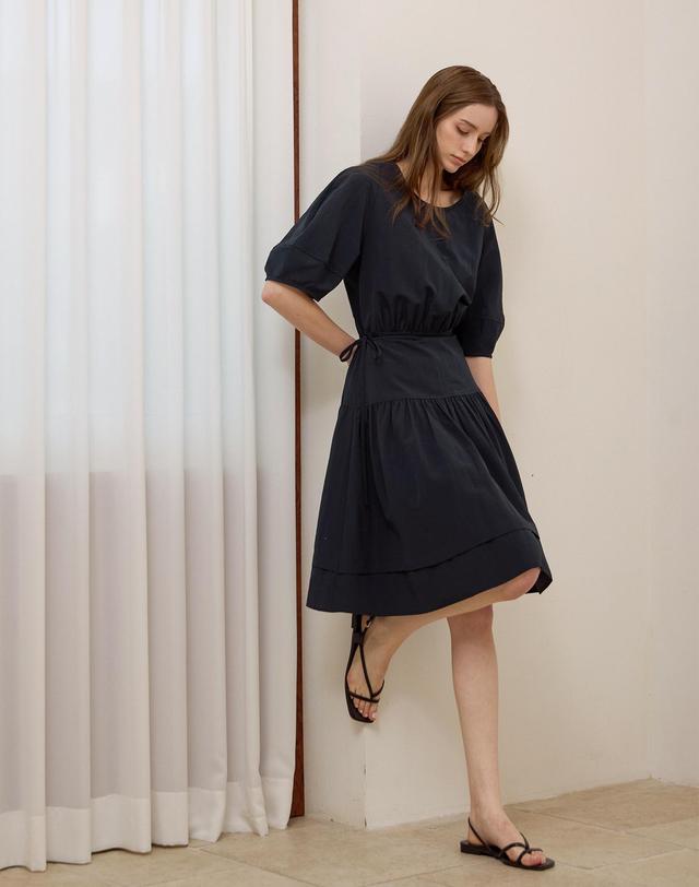켈리도나휴 텐셀 티어드 볼륨원피스 착용컷